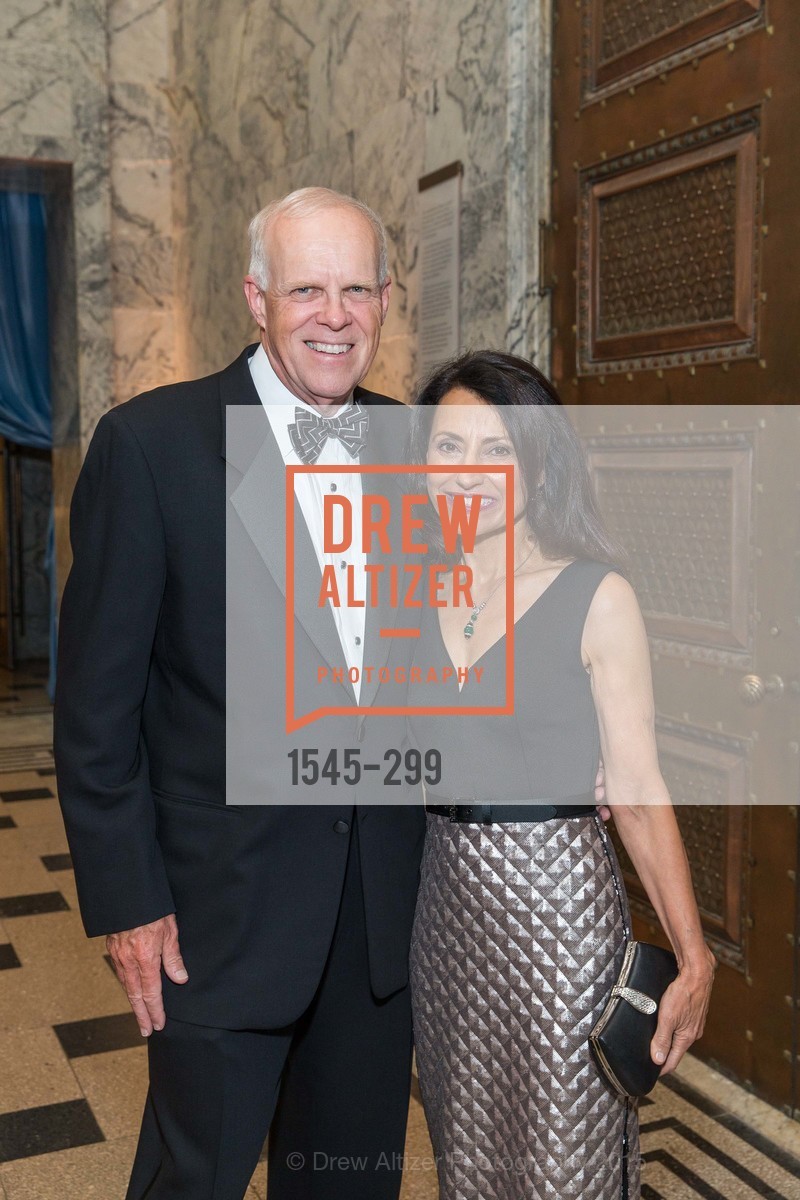 John Hennessy, Andrea Hennessy, Gucci & Vogue Dinner, Stanford University. Stanford University, September 19th, 2015, Photo #1545-299 John Hennessy, Andrea Hennessy, Photo #1545-299