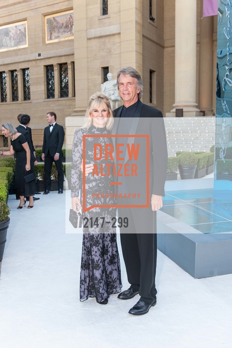 Caroline Labe, Craig Roberts, Gucci & Vogue Dinner, Stanford University. Stanford University, September 19th, 2015, Photo #2147-299 Caroline Labe, Craig Roberts, Photo #2147-299