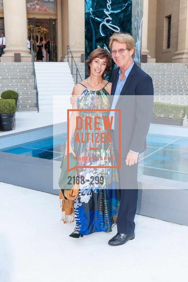 Carmen Ortiz, Jerry Torres, Gucci & Vogue Dinner, Stanford University. Stanford University, September 19th, 2015, Photo #2168-299 Carmen Ortiz, Jerry Torres, Photo #2168-299