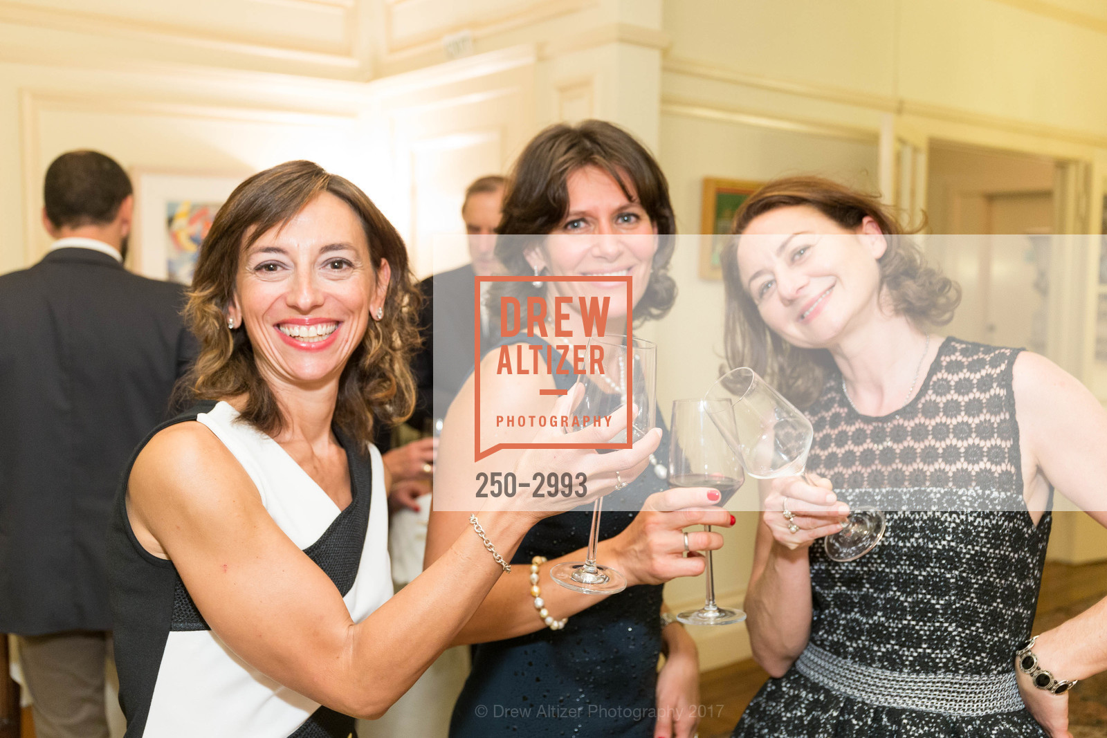 Lidia Mazza, Isabella Polenghi-Gross, Laura Capuzzi, Nicola Luisotti Honored at Italian Consulate, Italian Consulate. 2151 Broadway, October 23rd, 2017, Photo #250-2993 Lidia Mazza, Isabella Polenghi-Gross, Laura Capuzzi, Photo #250-2993