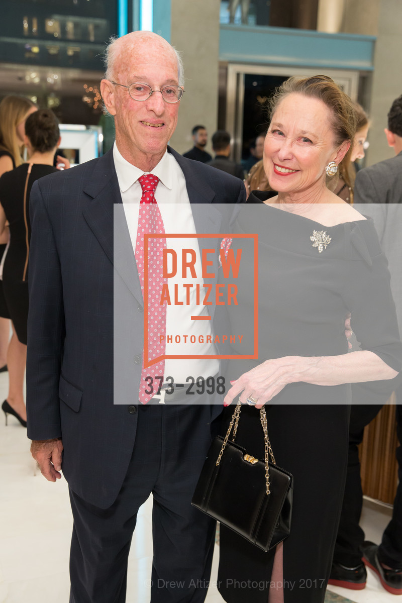 Lewis Brownstone, Caroline Brownstone, Tiffany & Co. along with The SF Ballet hosts a Cocktail Event 2017, Tiffany & Co. 350 Post St SF , California, October 26th, 2017, Photo #373-2998 Lewis Brownstone, Caroline Brownstone, Photo #373-2998