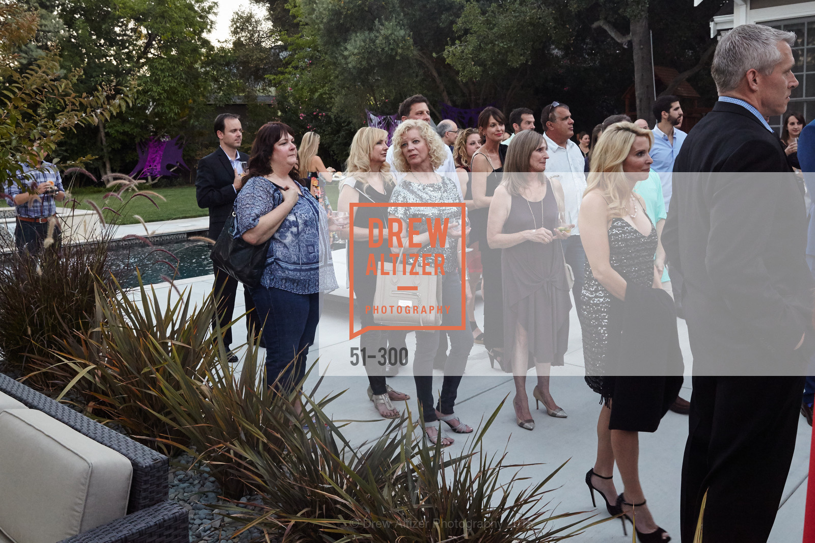 Atmosphere, Breast Cancer Awareness Fund Presents This Old Bag Silicon Valley Preview Party, Private Residence, September 19th, 2015,Drew Altizer, Drew Altizer Photography, full-service agency, private events, San Francisco photographer, photographer california