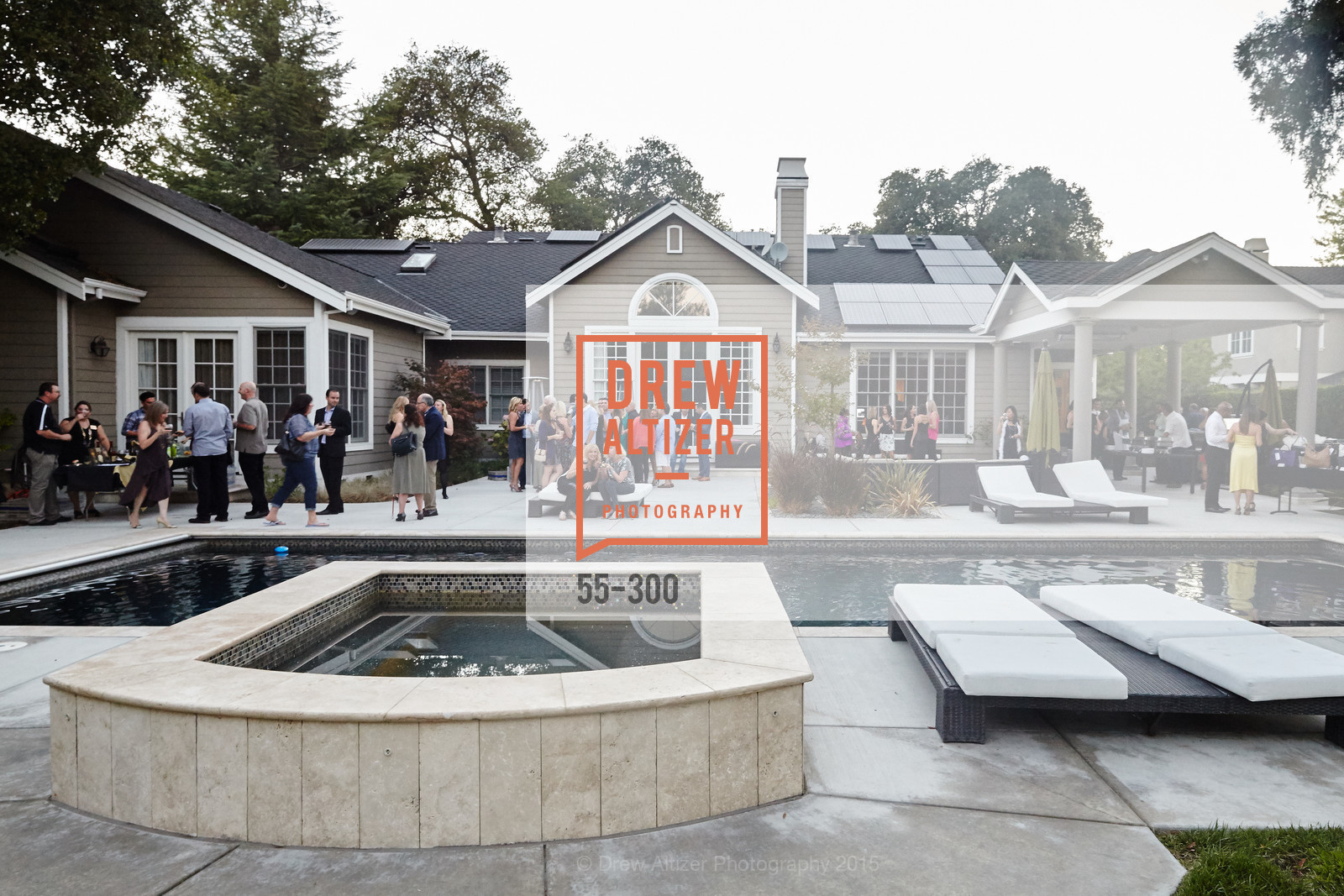 Atmosphere, Breast Cancer Awareness Fund Presents This Old Bag Silicon Valley Preview Party, Private Residence, September 19th, 2015,Drew Altizer, Drew Altizer Photography, full-service agency, private events, San Francisco photographer, photographer california