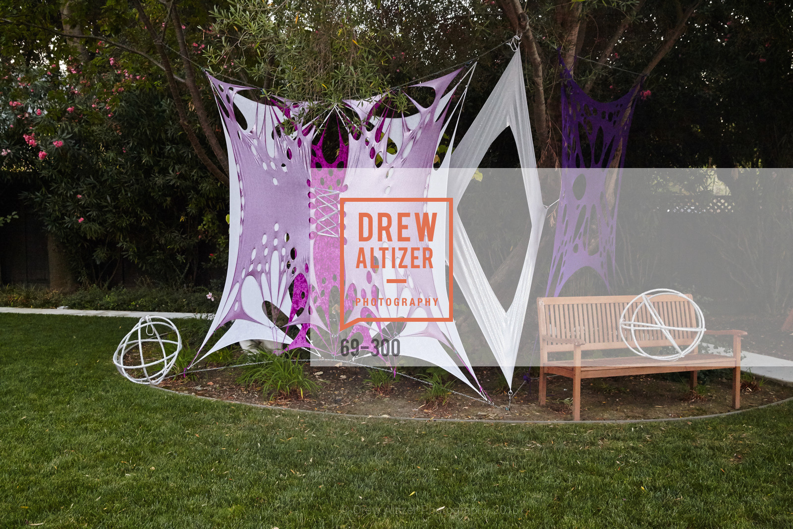 Atmosphere, Breast Cancer Awareness Fund Presents This Old Bag Silicon Valley Preview Party, Private Residence, September 19th, 2015,Drew Altizer, Drew Altizer Photography, full-service event agency, private events, San Francisco photographer, photographer California