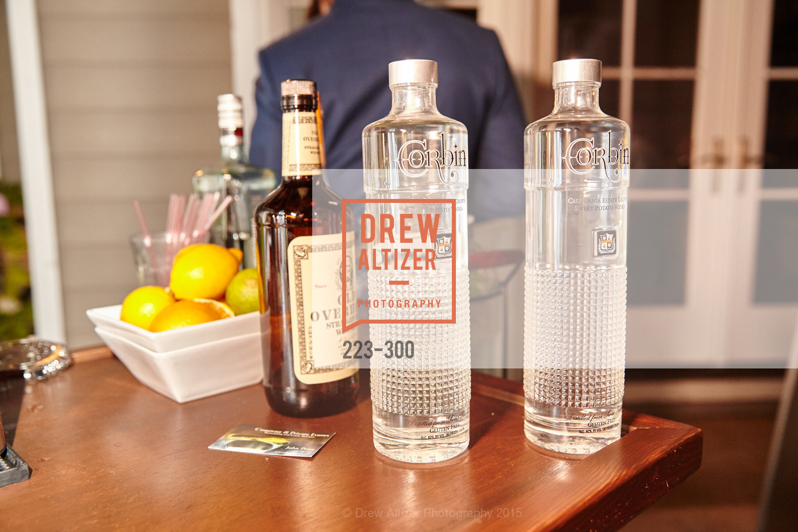 Atmosphere, Breast Cancer Awareness Fund Presents This Old Bag Silicon Valley Preview Party, Private Residence, September 19th, 2015,Drew Altizer, Drew Altizer Photography, full-service agency, private events, San Francisco photographer, photographer california