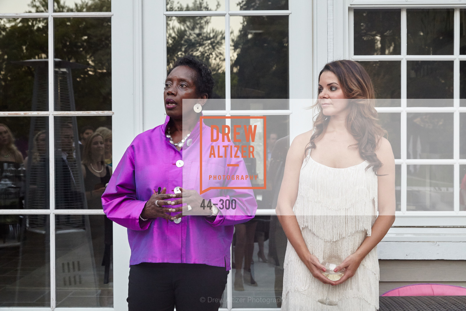 Sandra Nathan, Christine Merritt, Gucci & Vogue Dinner, Private Residence. Private Residence, September 19th, 2015, Photo #44-300 Sandra Nathan, Christine Merritt, Photo #44-300