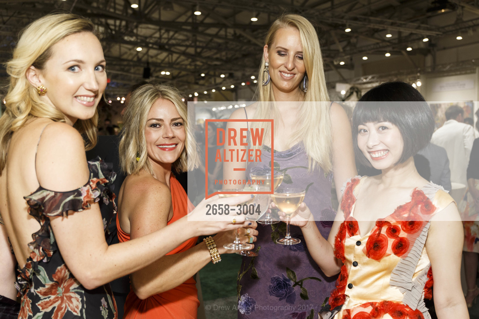 Julia Walsh, Marni Greenberg, Gwendoyn Rainer, Yuka Uehara, The San Francisco Fall Art & Antiques Show Opening Night Preview Gala, Fort Mason Center, Festival Pavilion. 2 Marina Blvd, San Francisco, CA 94123, October 25th, 2017, Photo #2658-3004 Julia Walsh, Marni Greenberg, Gwendoyn Rainer, Yuka Uehara, Photo #2658-3004