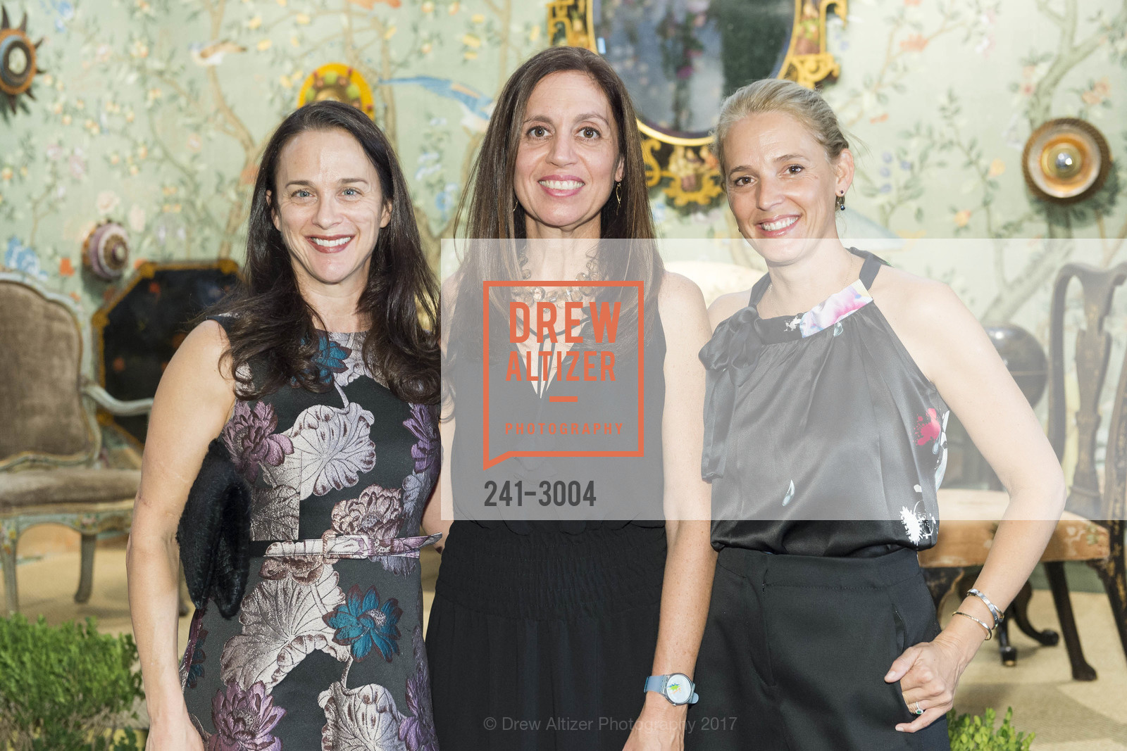 Stephanie Breitbard, Ninive Calegari, Evie Simon, The San Francisco Fall Art & Antiques Show Opening Night Preview Gala, Fort Mason Center, Festival Pavilion. 2 Marina Blvd, San Francisco, CA 94123, October 25th, 2017, Photo #241-3004 Stephanie Breitbard, Ninive Calegari, Evie Simon, Photo #241-3004