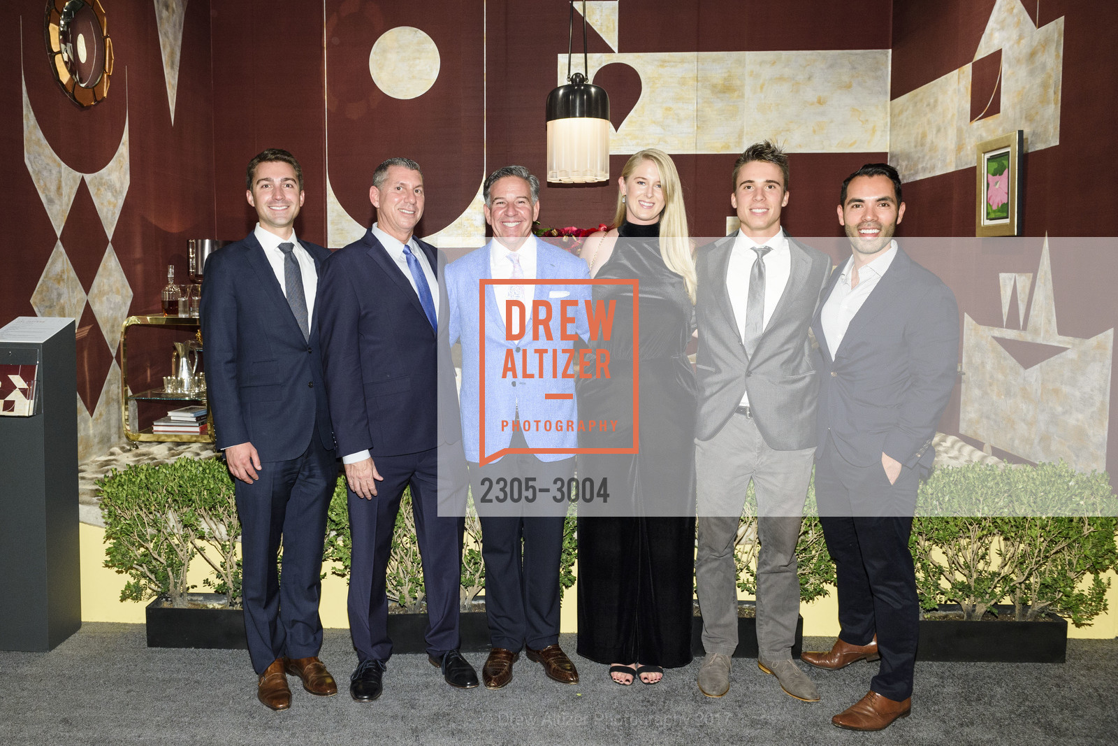 Kevin Delmore, John Egan, Gregg Lynn, Sara Thandi, Alex Kuvyrdin, Alex Hachiya, The San Francisco Fall Art & Antiques Show Opening Night Preview Gala, Fort Mason Center, Festival Pavilion. 2 Marina Blvd, San Francisco, CA 94123, October 25th, 2017, Photo #2305-3004 Kevin Delmore, John Egan, Gregg Lynn, Sara Thandi, Alex Kuvyrdin, Alex Hachiya, Photo #2305-3004