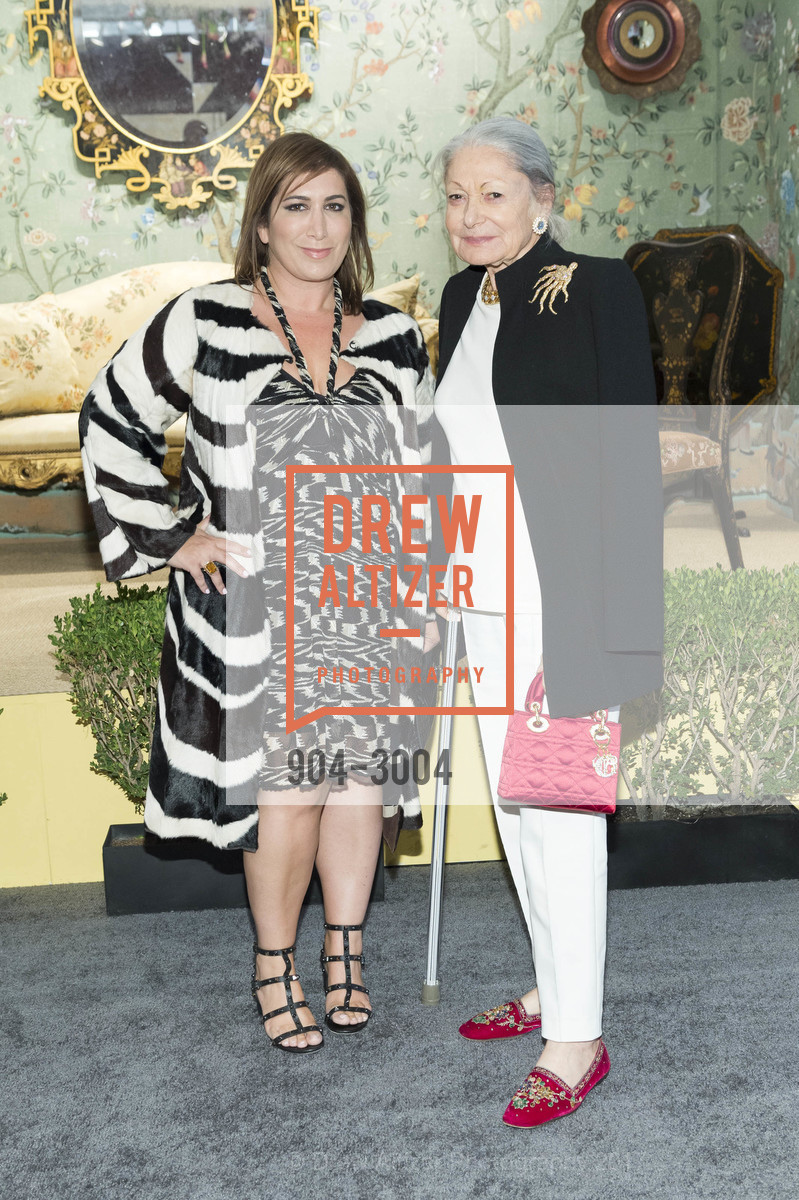 Jennifer Smith Hale, Denise Hale, The San Francisco Fall Art & Antiques Show Opening Night Preview Gala, Fort Mason Center, Festival Pavilion. 2 Marina Blvd, San Francisco, CA 94123, October 25th, 2017, Photo #904-3004 Jennifer Smith Hale, Denise Hale, Photo #904-3004