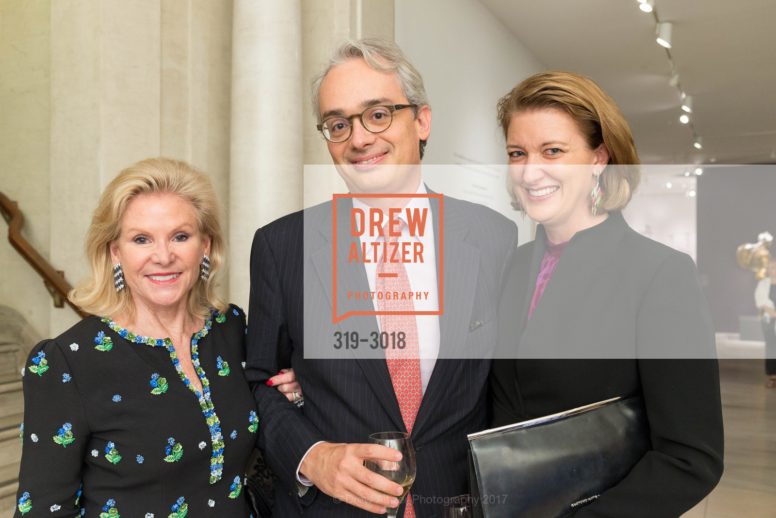 Dede Wilsey, Lorenzo Ortona, Sheila Ortona, Photo #319-3018