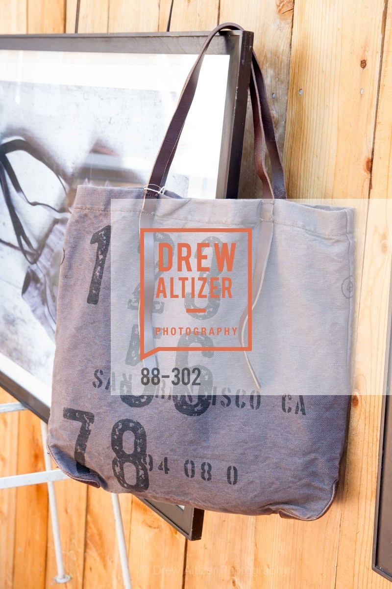 Atmosphere, Rissetto launch honoring Jennifer Raiser & Sukey Forbes, Blanc. 3615 Sacramento SF, September 21st, 2015,Drew Altizer, Drew Altizer Photography, full-service agency, private events, San Francisco photographer, photographer california