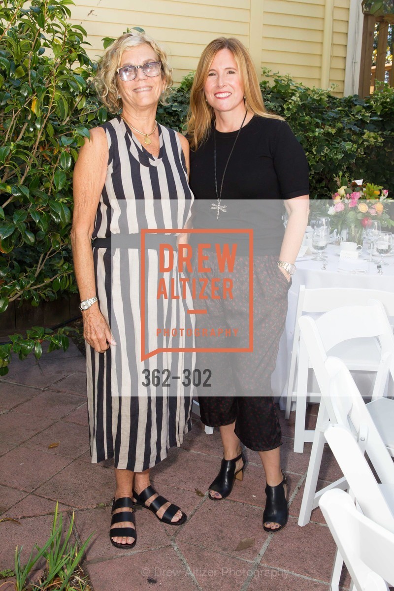 Nancy Mayer, Lisa Rissetto, Photo #362-302
