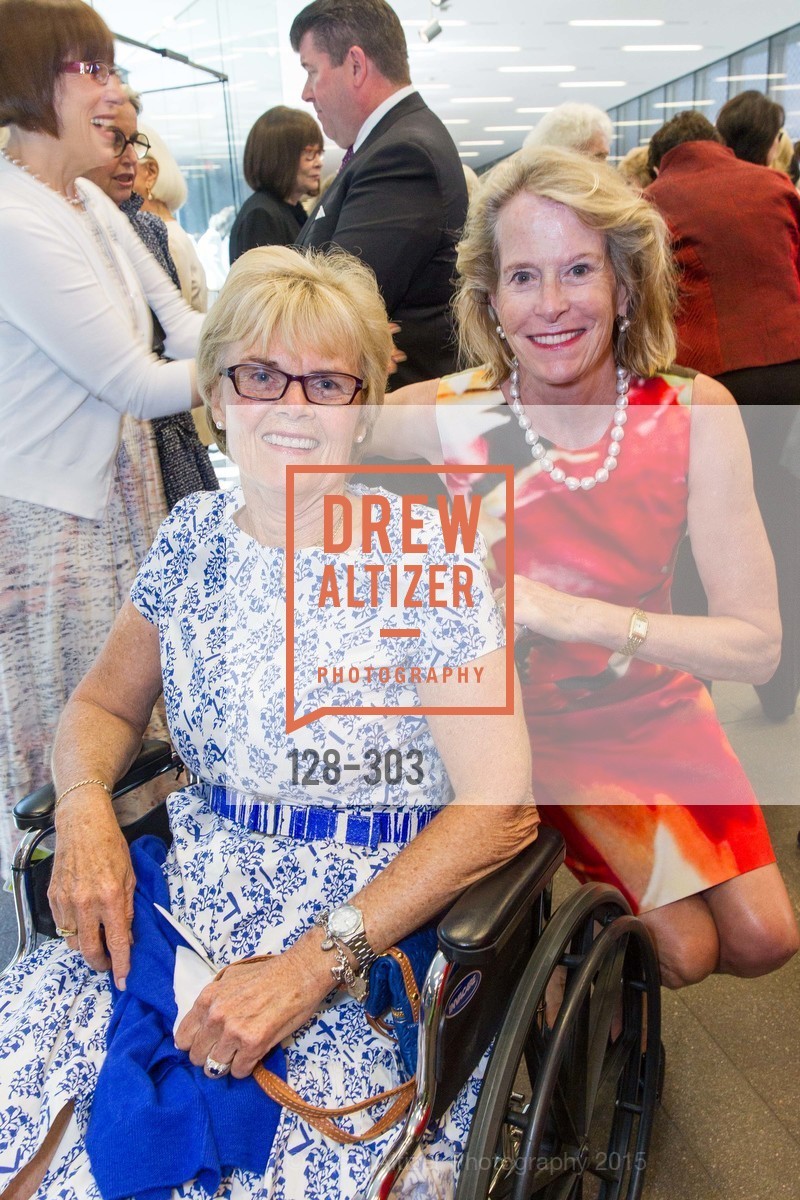 Heidi Cary, Edith Toben, Gucci & Vogue Dinner, de Young Museum. de Young Museum, . 3010 24th St, September 21st, 2015, Photo #128-303 Heidi Cary, Edith Toben, Photo #128-303