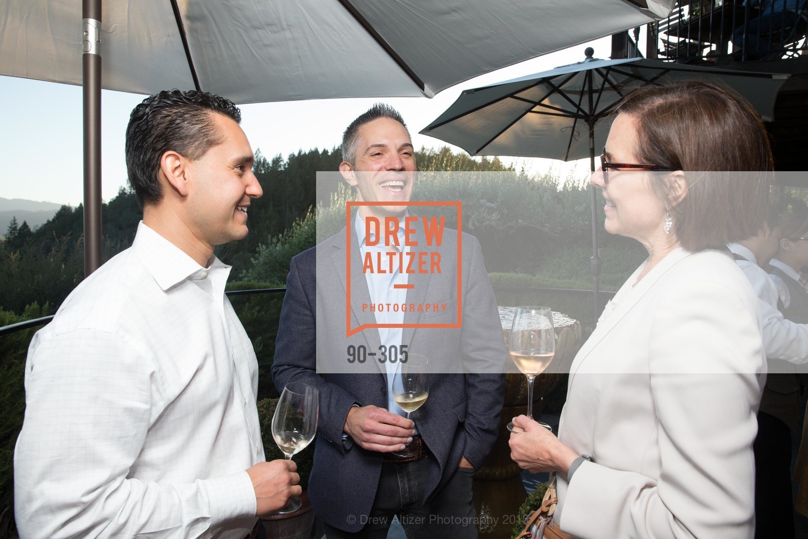 Desmond Echavarriv, Dennis Kelly, Ann Cogan, Gucci & Vogue Dinner, Auberge dr Soliel. Auberge dr Soliel, September 22nd, 2015, Photo #90-305 Desmond Echavarriv, Dennis Kelly, Ann Cogan, Photo #90-305