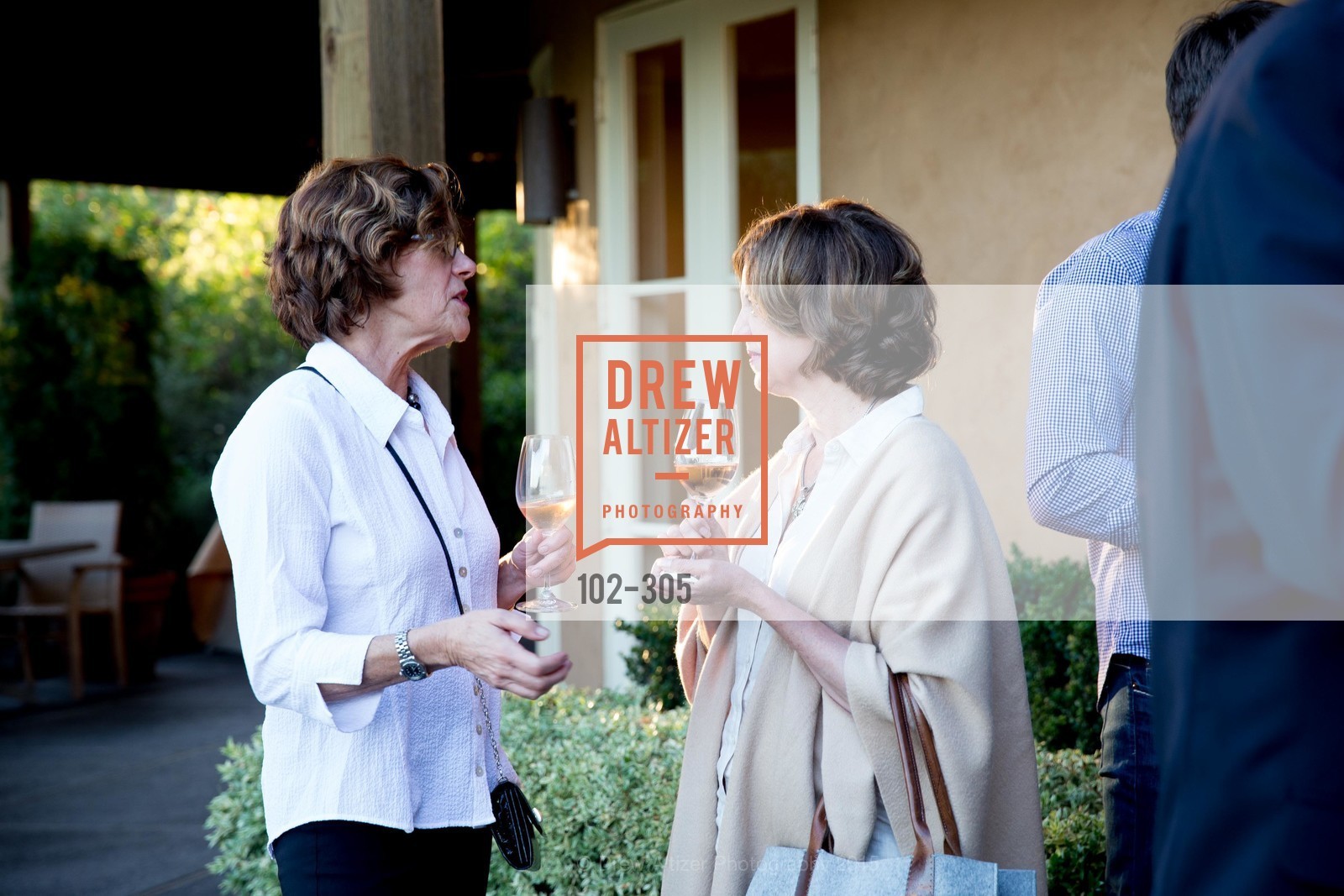 Dorie Seavey, Karen Vergura, Gucci & Vogue Dinner, Auberge dr Soliel. Auberge dr Soliel, September 22nd, 2015, Photo #102-305 Dorie Seavey, Karen Vergura, Photo #102-305