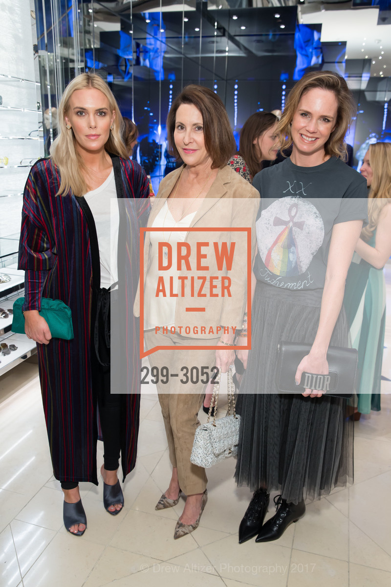 Jennifer Ritchey, Susan Atherton, Jessica Moment, San Francisco Cruise 2017 Launch Event Hosted by Dior with Elle & Women in Tech, Dior Boutique, November 2nd, 2017, Photo #299-3052 Jennifer Ritchey, Susan Atherton, Jessica Moment, Photo #299-3052