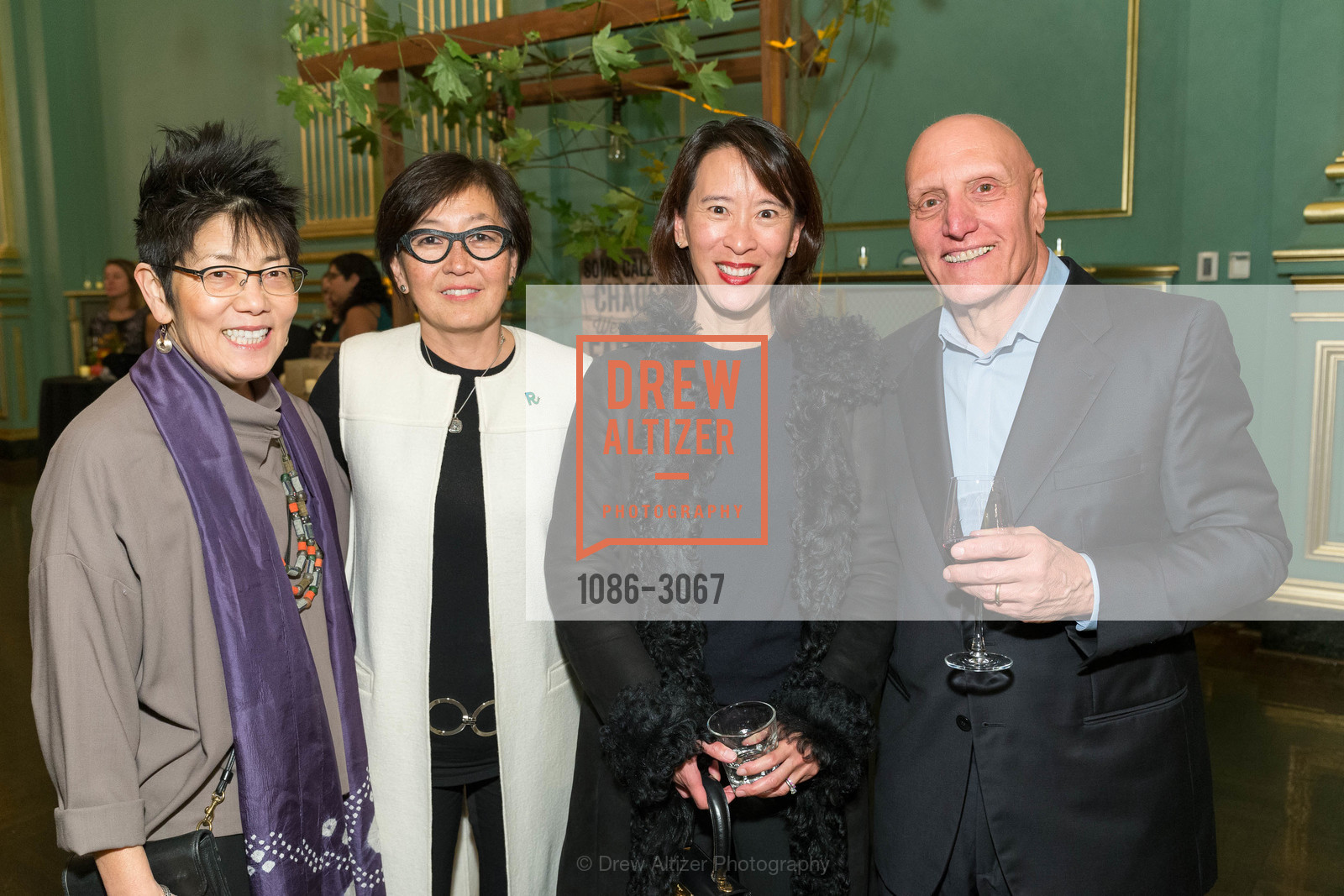 Lia Shigemura, Minna Tao, Caroline Yee, Paul Giusti, The 2nd Annual Saucy Awards, Herbst Theater and Green Room. 401 Van Ness Ave, Photo #1086-3067 Lia Shigemura, Minna Tao, Caroline Yee, Paul Giusti, Photo #1086-3067