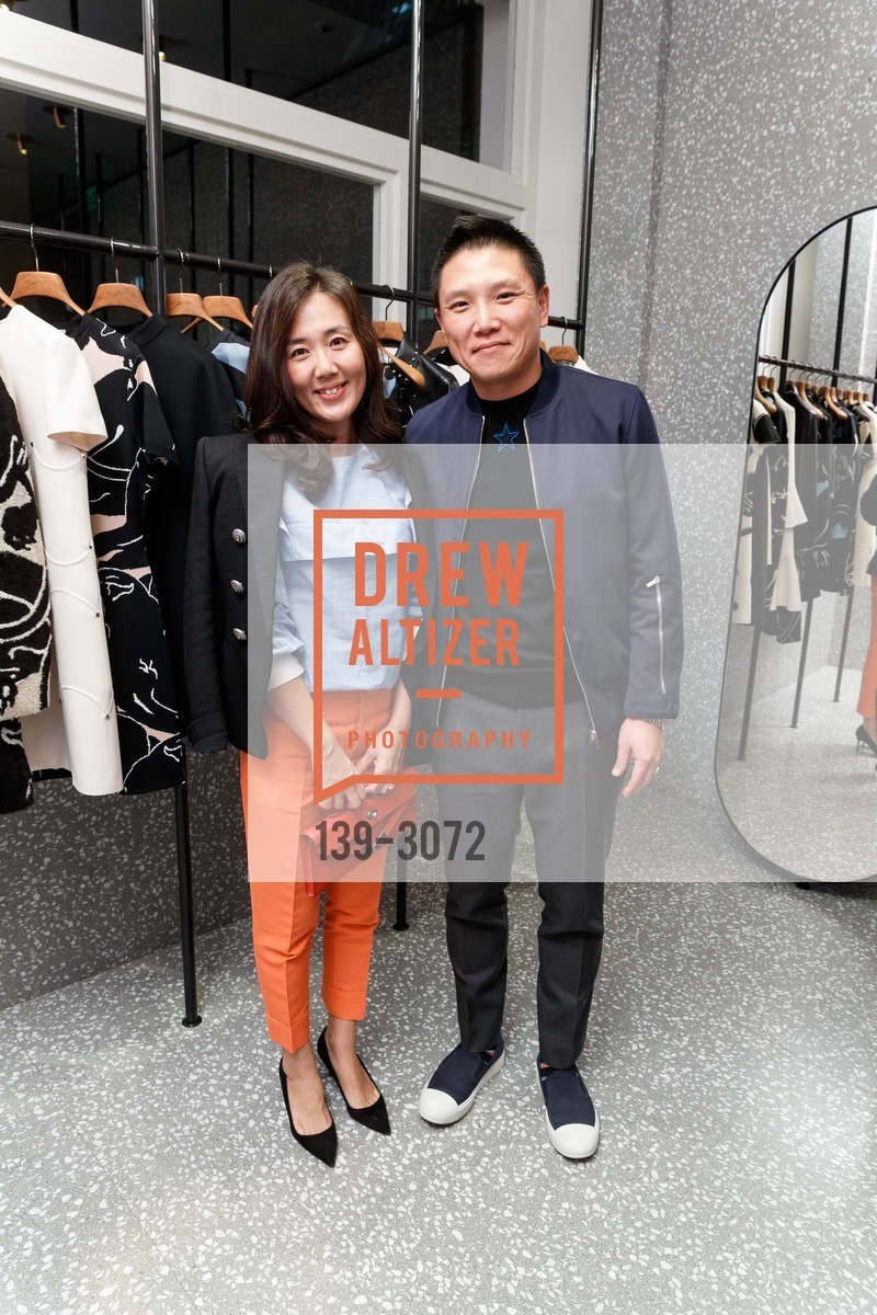 Chloe Sullivan, Sean Sullivan, Valentino Celebrates Men's Collection, Valentino Store. 05 Grant Avenue, November 7th, 2017, Photo #139-3072 Chloe Sullivan, Sean Sullivan, Photo #139-3072