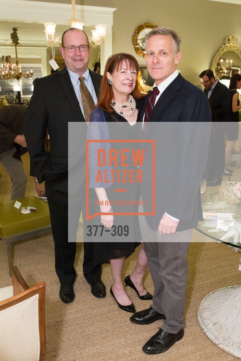 Dean McCracken, Kendra Boutell, Jack Hutton, Gucci & Vogue Dinner, Epoca. Epoca, September 23rd, 2015, Photo #377-309 Dean McCracken, Kendra Boutell, Jack Hutton, Photo #377-309