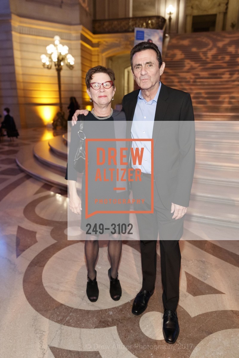 Maria Makela, Neal Benezra, Human Rights Watch Voices for Justice Gala at SF City Hall, SF City Hall, November 9th, 2017, Photo #249-3102 Maria Makela, Neal Benezra, Photo #249-3102