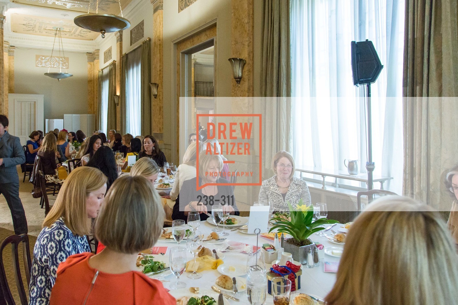 Atmosphere, Metropolitan Club/Centennial Fashion Show, September 24th, 2015, Photo,Drew Altizer, Drew Altizer Photography, full-service agency, private events, San Francisco photographer, photographer california