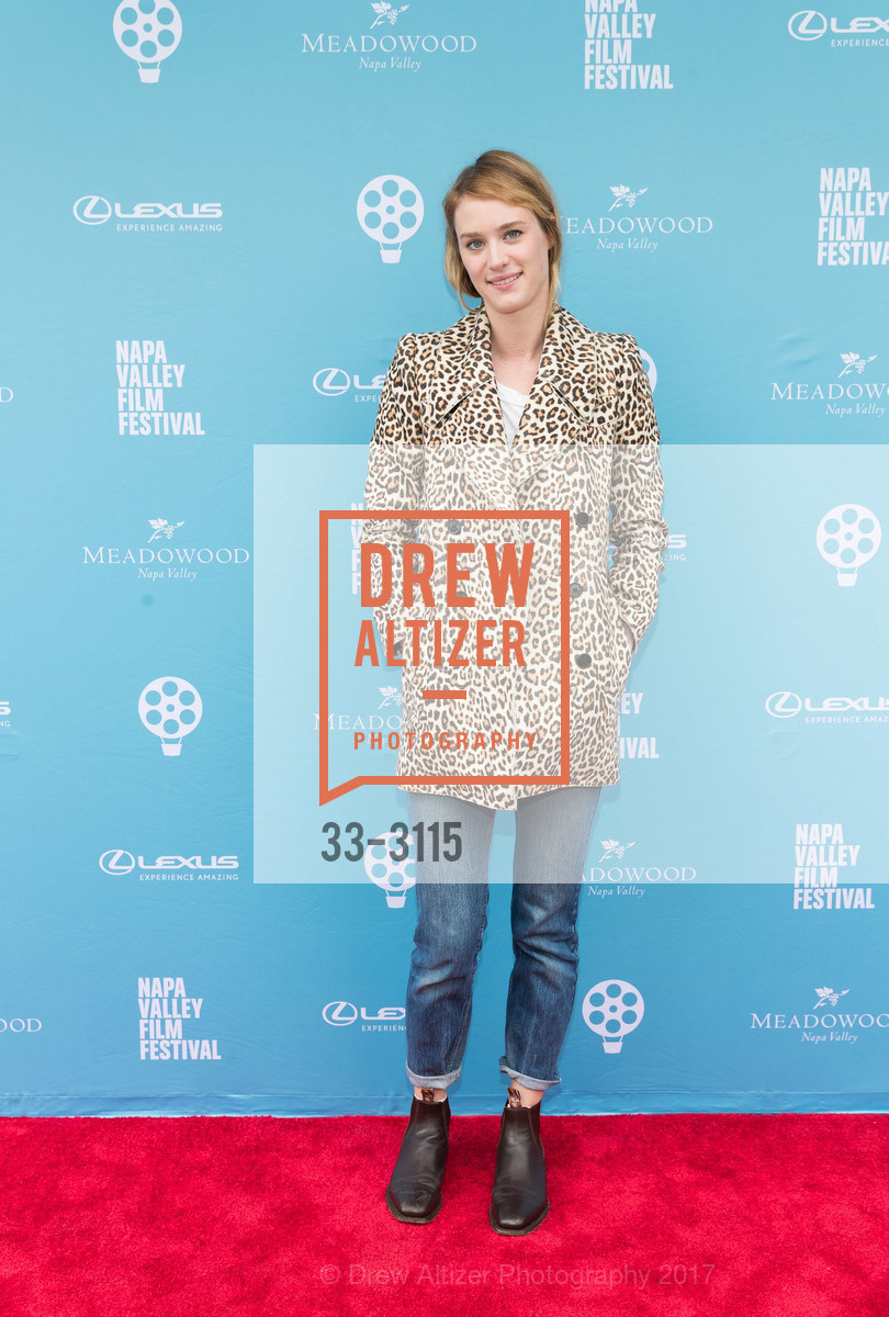 Mackenzie Davis, IZZY GETS THE FUCK ACROSS TOWN Screening at Napa Valley Film Festival 2017, JaM Cellars Ballroom at the Napa Valley Opera House. 1030 Main Street, November 11th, 2017, Photo #33-3115 Mackenzie Davis, Photo #33-3115