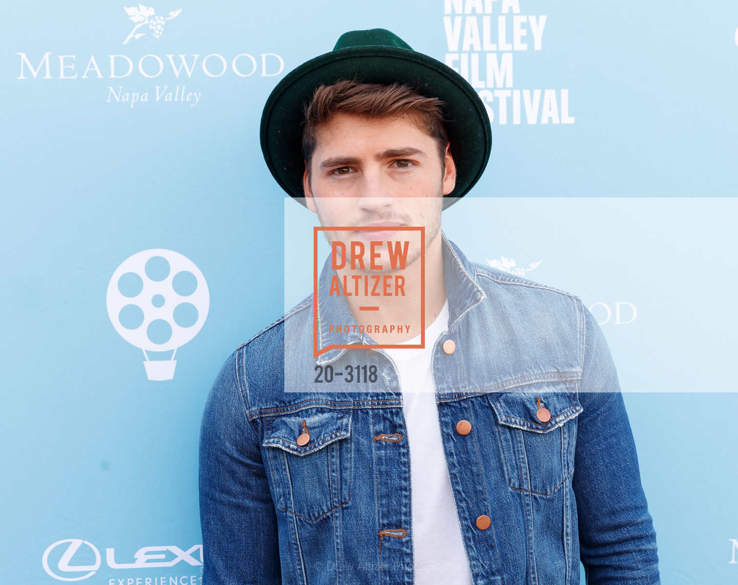 Gregg Sulkin, Photo #20-3118