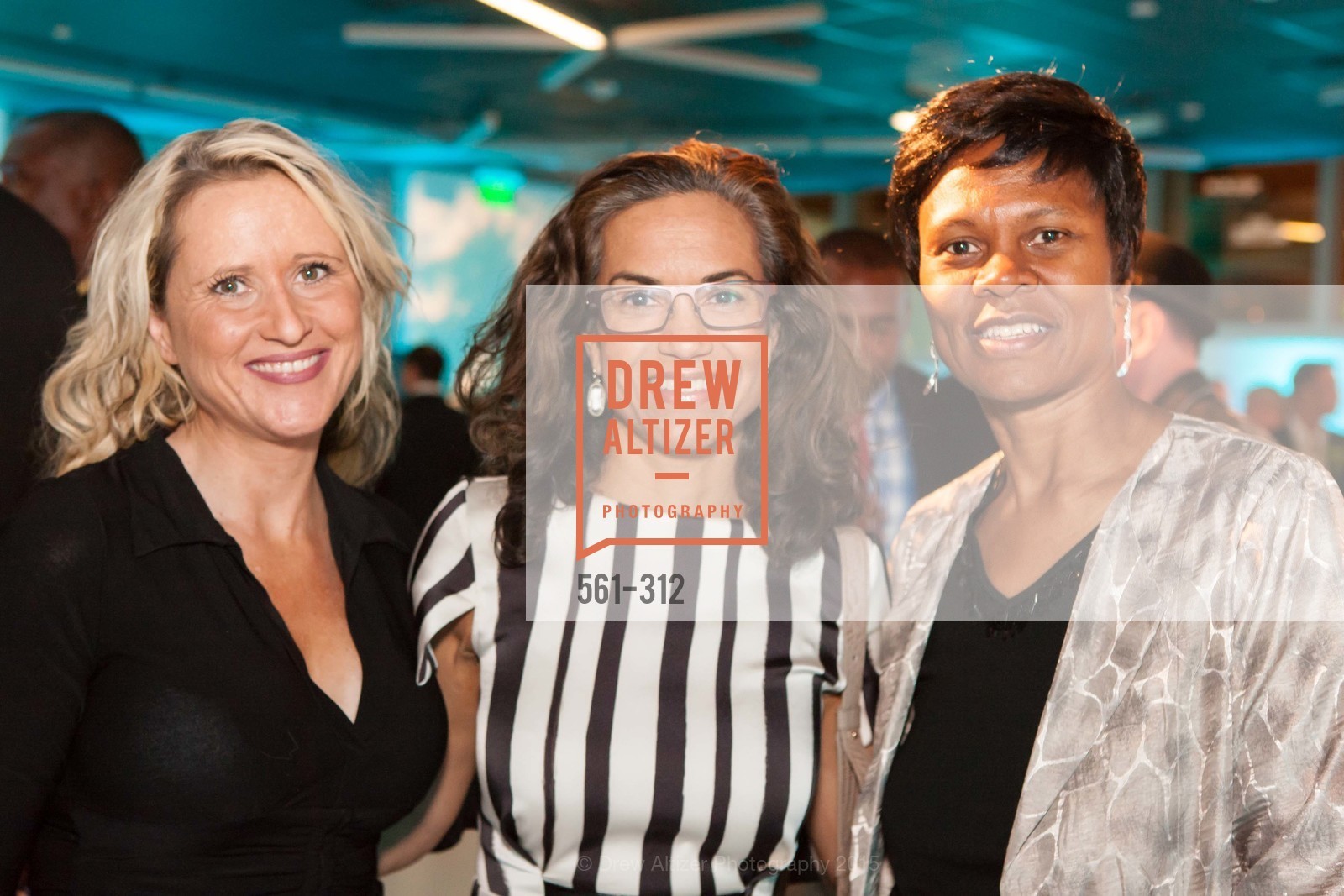 Sheri Atwood, Anita Motwani, Yvonne Cagle, Gucci & Vogue Dinner, Foundry III. Foundry III, . 505 Howard Street, September 24th, 2015, Photo #561-312 Sheri Atwood, Anita Motwani, Yvonne Cagle, Photo #561-312