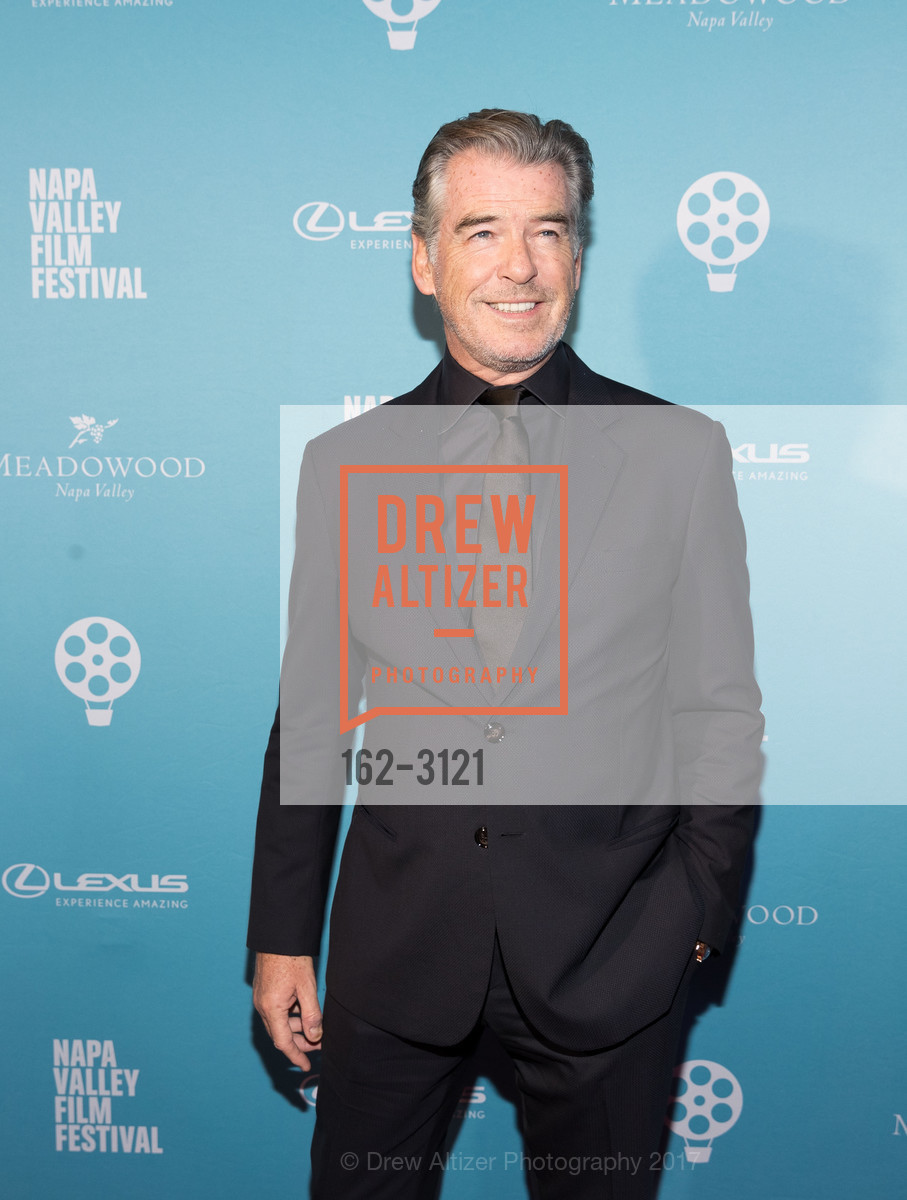 Pierce Brosnan, Photo #162-3121