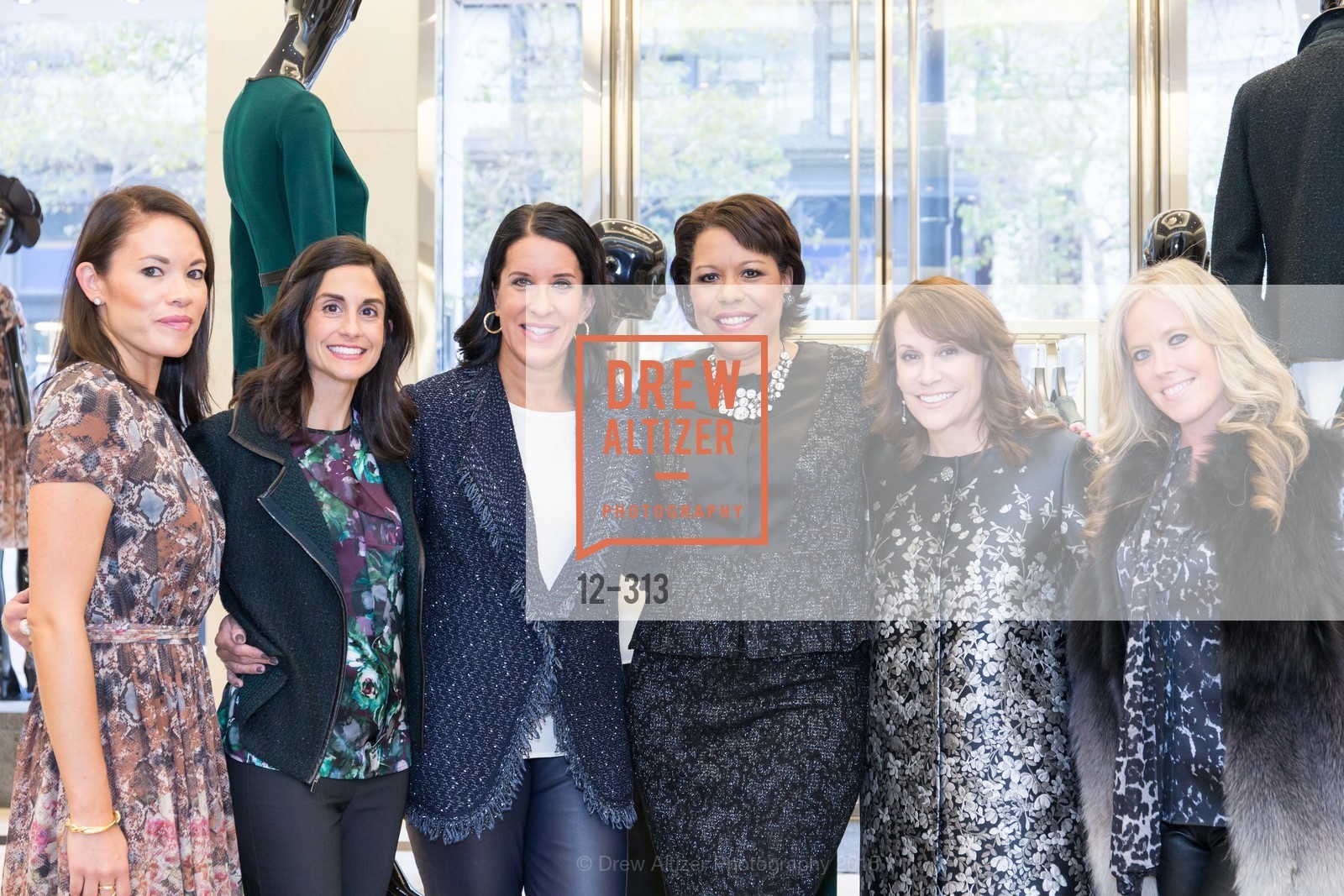 Jenelle Seltzer, Jennifer Carrillo, Lita Saveikis, Michelle Jacobsen, Kate DeBernardi, Deb Arthur, Gucci & Vogue Dinner, St John Boutique. St John Boutique, September 24th, 2015, Photo #12-313 Jenelle Seltzer, Jennifer Carrillo, Lita Saveikis, Michelle Jacobsen, Kate DeBernardi, Deb Arthur, Photo #12-313
