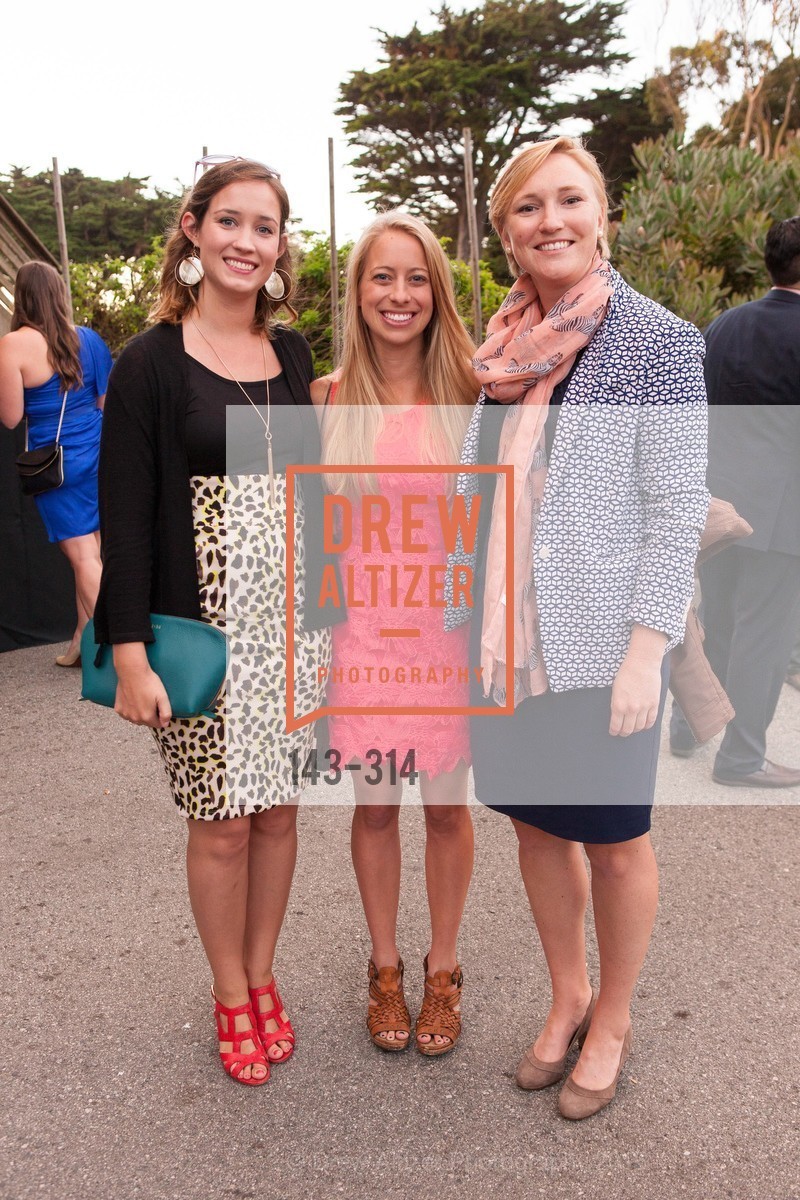 Madeleine Moore, Libby Reiser, Marike Hampshire, Gucci & Vogue Dinner, San Francisco Zoo. San Francisco Zoo, September 25th, 2015, Photo #143-314 Madeleine Moore, Libby Reiser, Marike Hampshire, Photo #143-314