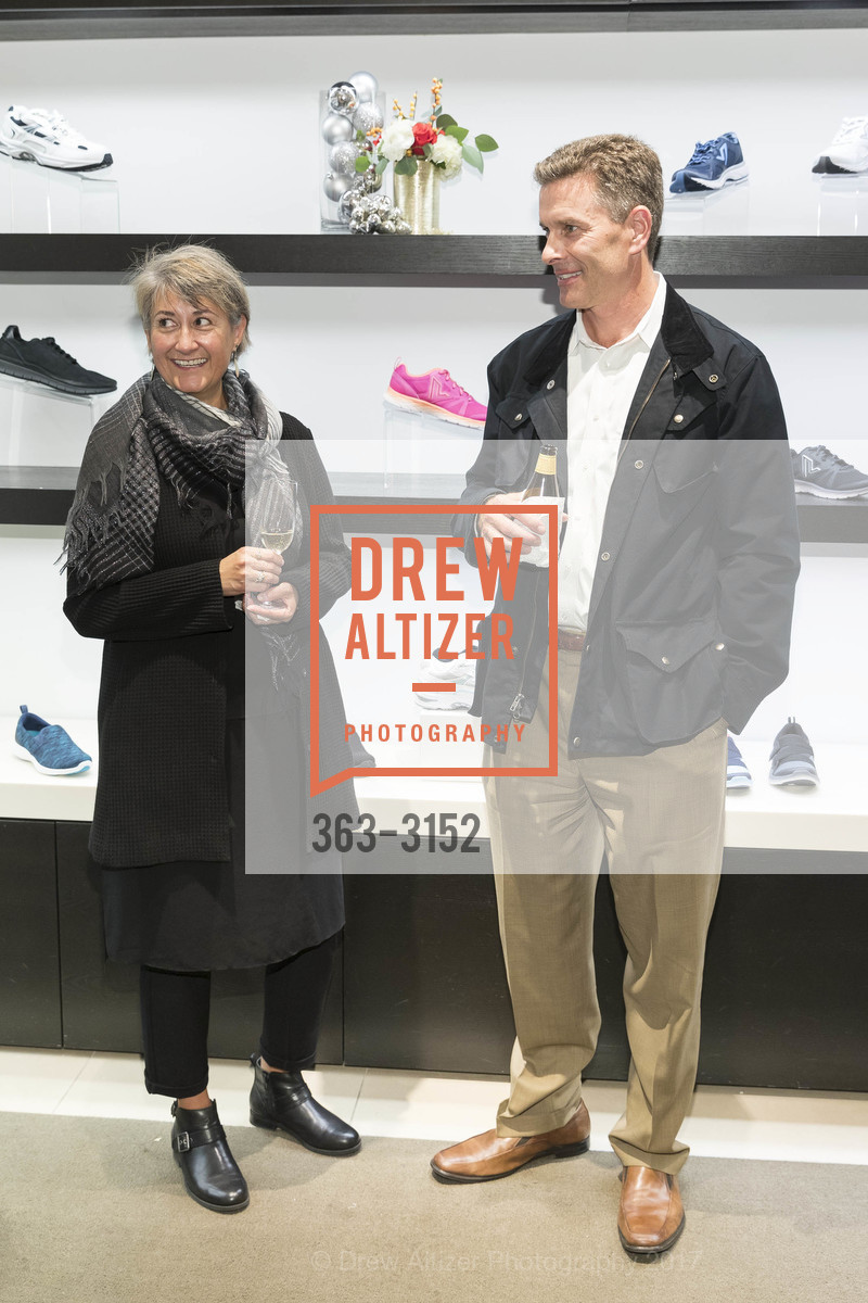 Elizabeth Romanoff, Matt Coan, VIONIC Footwear Pop Up Party, Westfield Centre. 865 Market Street, November 15th, 2017, Photo #363-3152 Elizabeth Romanoff, Matt Coan, Photo #363-3152