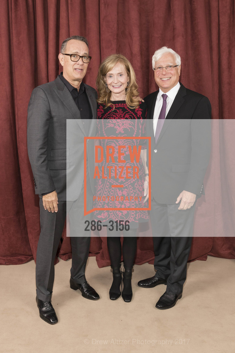 Tom Hanks, Libby Taylor, Barry Taylor, UNDER ONE UMBRELLA Featuring Rita Wilson and Tom Hanks, Sharon Heights Golf and County Club. 2900 Sand Hill Road, November 17th, 2017, Photo #286-3156 Tom Hanks, Libby Taylor, Barry Taylor, Photo #286-3156