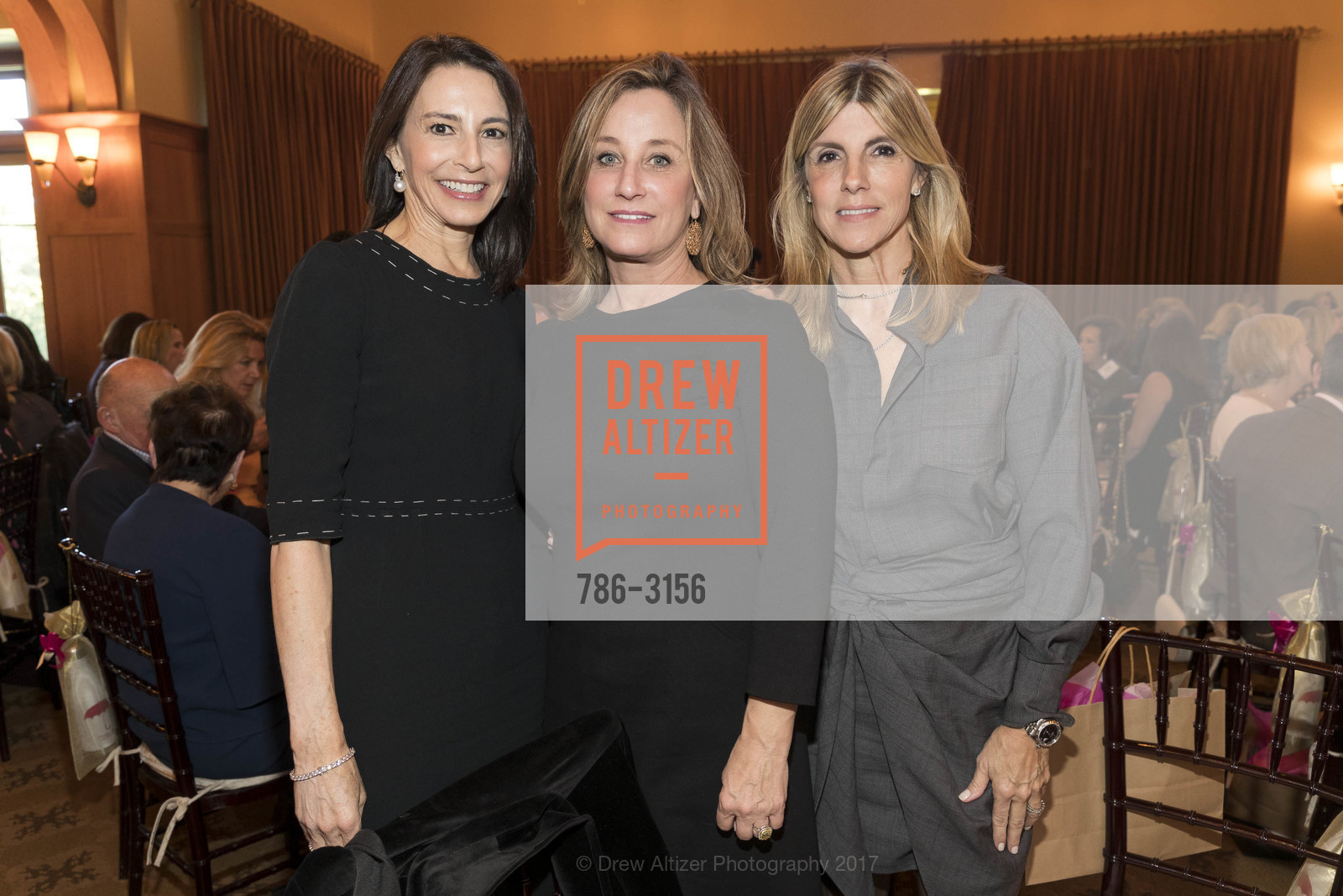 Linda Ziegler, Dianne Taube, Josie Shiff, UNDER ONE UMBRELLA Featuring Rita Wilson and Tom Hanks, Sharon Heights Golf and County Club. 2900 Sand Hill Road, November 17th, 2017, Photo #786-3156 Linda Ziegler, Dianne Taube, Josie Shiff, Photo #786-3156