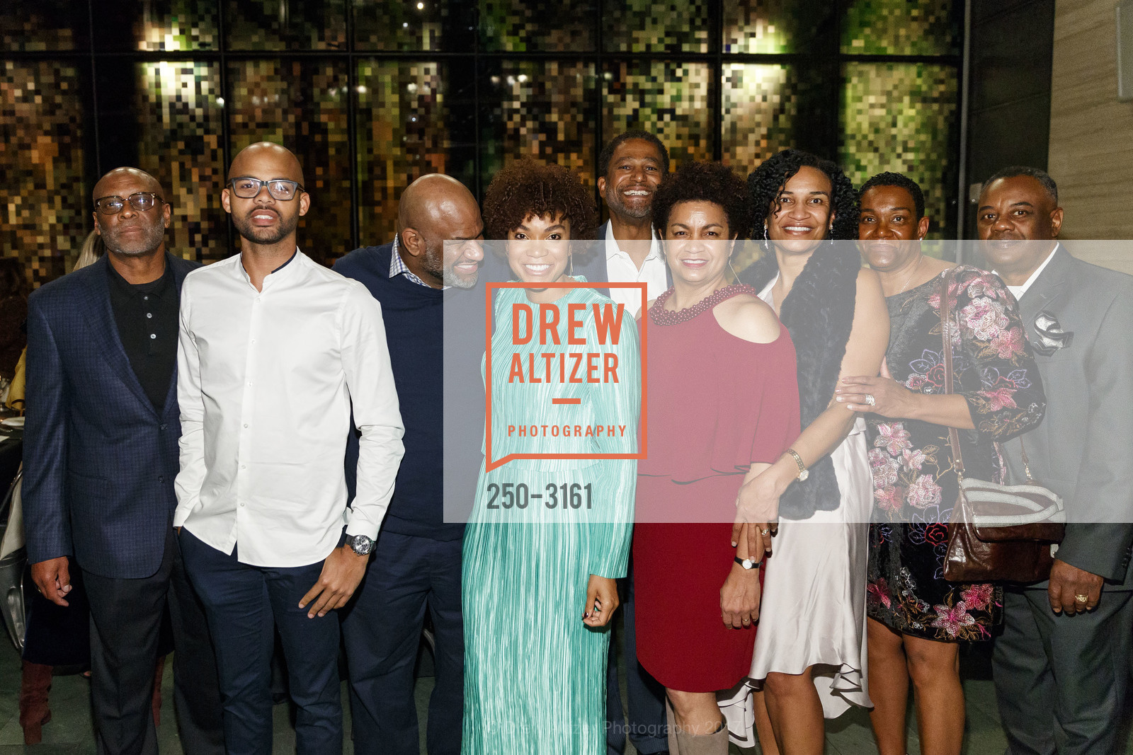 Maria Munstien, Bette Gordon, Sherri McMullen, Tia Daniel, Henry McMullen, McMullen Boutique 10th Year Anniversary Dinner hosted by FARFETCH, International Smoke. 301 Mission Street, November 16th, 2017, Photo #250-3161 Maria Munstien, Bette Gordon, Sherri McMullen, Tia Daniel, Henry McMullen, Photo #250-3161