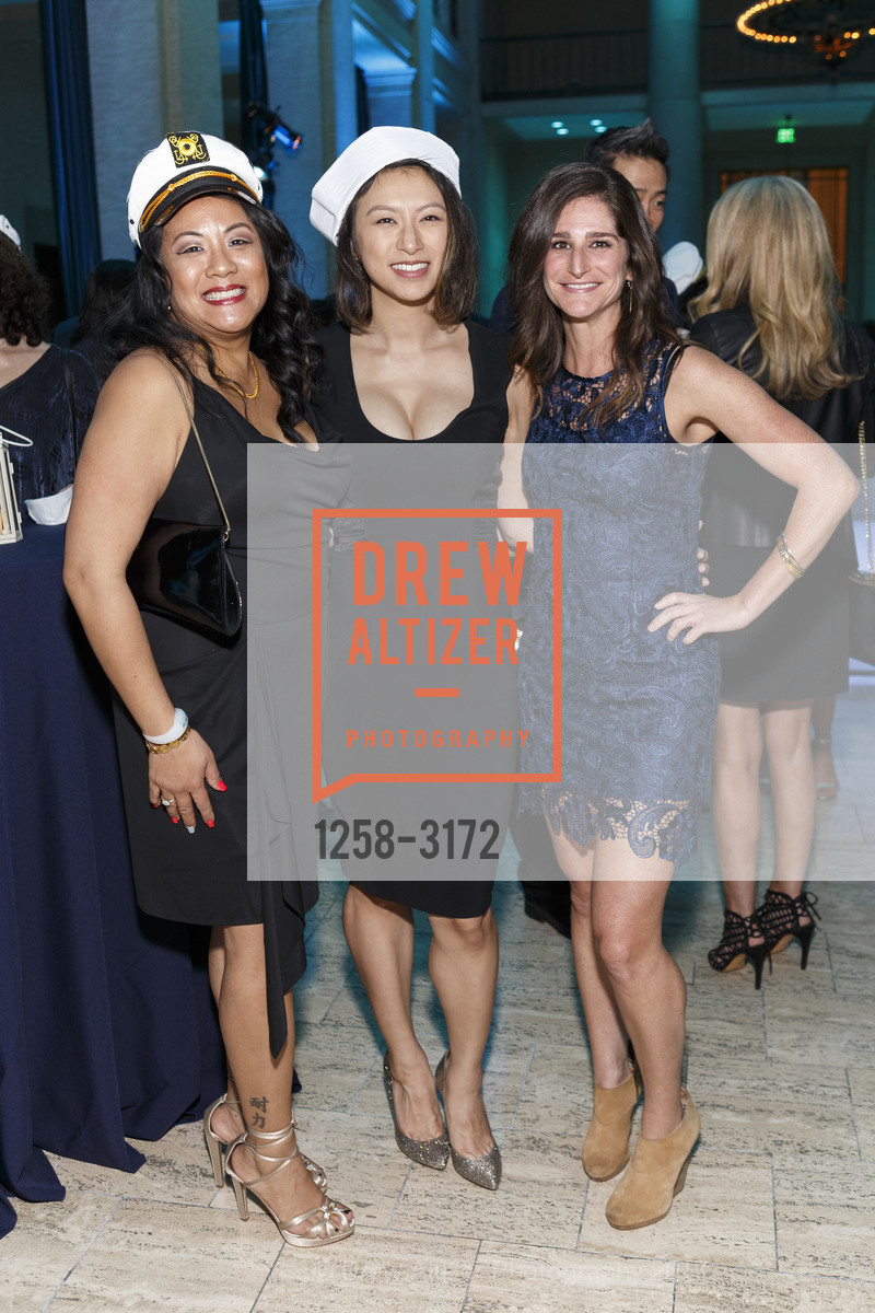 Grace Rivera, Janice Chiang, Brooke Cappa, St. Francis Foundation's White Caps & Night Caps 2017, Benetly Reserve. 301 Battery Street United States, November 18th, 2017, Photo #1258-3172 Grace Rivera, Janice Chiang, Brooke Cappa, Photo #1258-3172