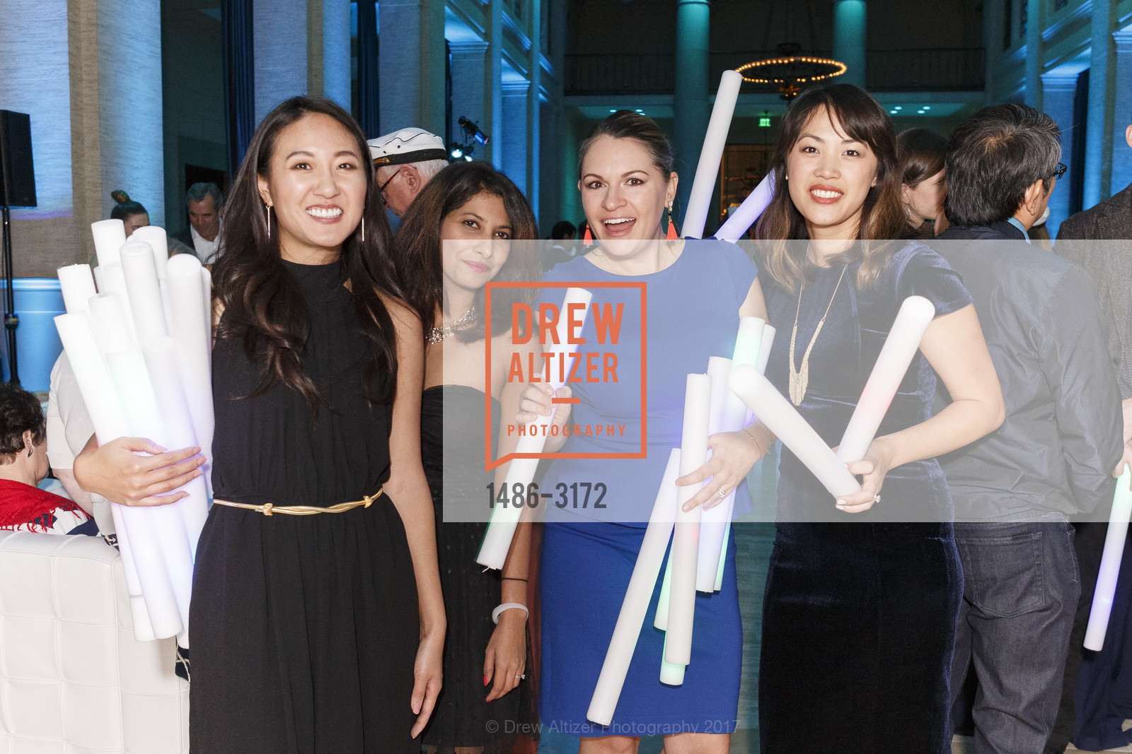 Joyce Tam, Sandhya Bhopalen, Allison Lamm, Crystal Ng, St. Francis Foundation's White Caps & Night Caps 2017, Benetly Reserve. 301 Battery Street United States, November 18th, 2017, Photo #1486-3172 Joyce Tam, Sandhya Bhopalen, Allison Lamm, Crystal Ng, Photo #1486-3172