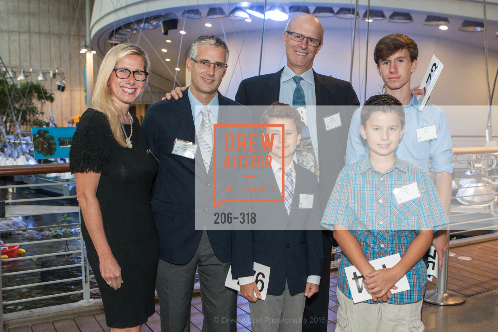 Lily Kanter, Jason Vasques, Nate Sarosi, Marc Sarosi, Zeke Sarosi, Max Sarosi, Gucci & Vogue Dinner, Academy of Sciences. Academy of Sciences, September 26th, 2015, Photo #206-318 Lily Kanter, Jason Vasques, Nate Sarosi, Marc Sarosi, Zeke Sarosi, Max Sarosi, Photo #206-318