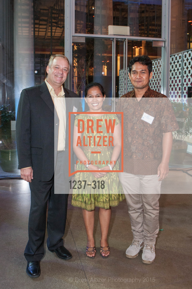 Mike Bennett, Veronica Niken, Jaya Ratha, Coral Reef Alliance at the California Academy of Sciences, Academy of Sciences, September 26th, 2015