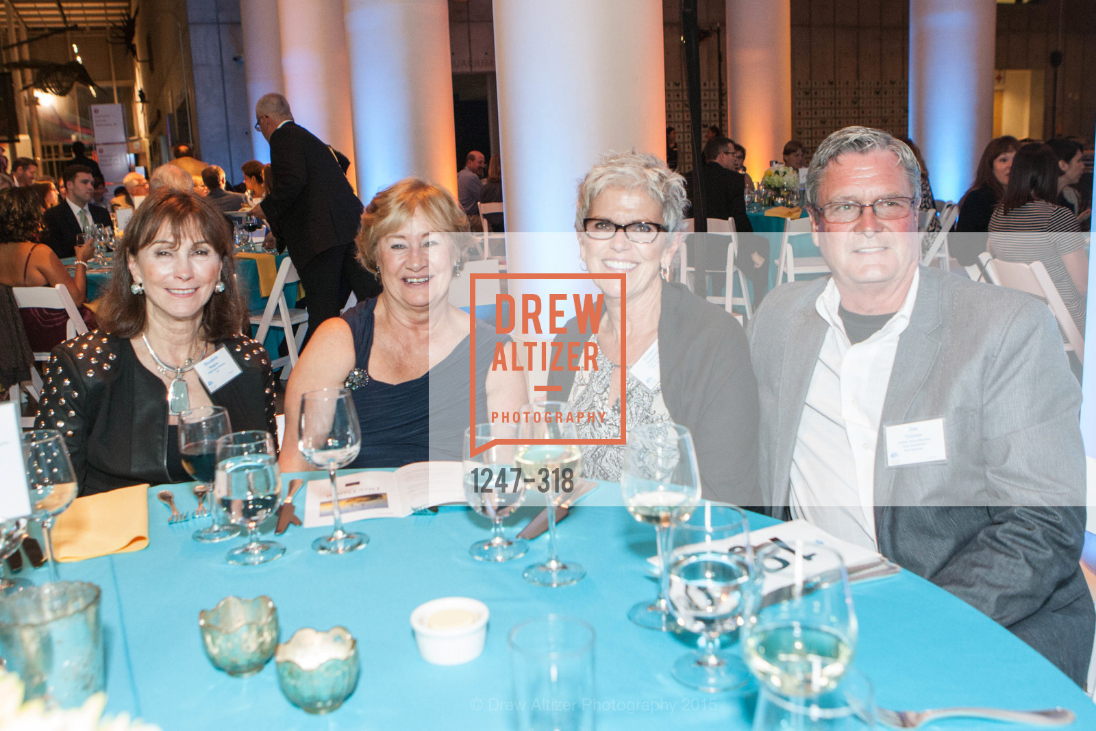Elizabeth Wagner, Ginger Tolonen, Jim Tolonen, Gucci & Vogue Dinner, Academy of Sciences. Academy of Sciences, September 26th, 2015, Photo #1247-318 Elizabeth Wagner, Ginger Tolonen, Jim Tolonen, Photo #1247-318