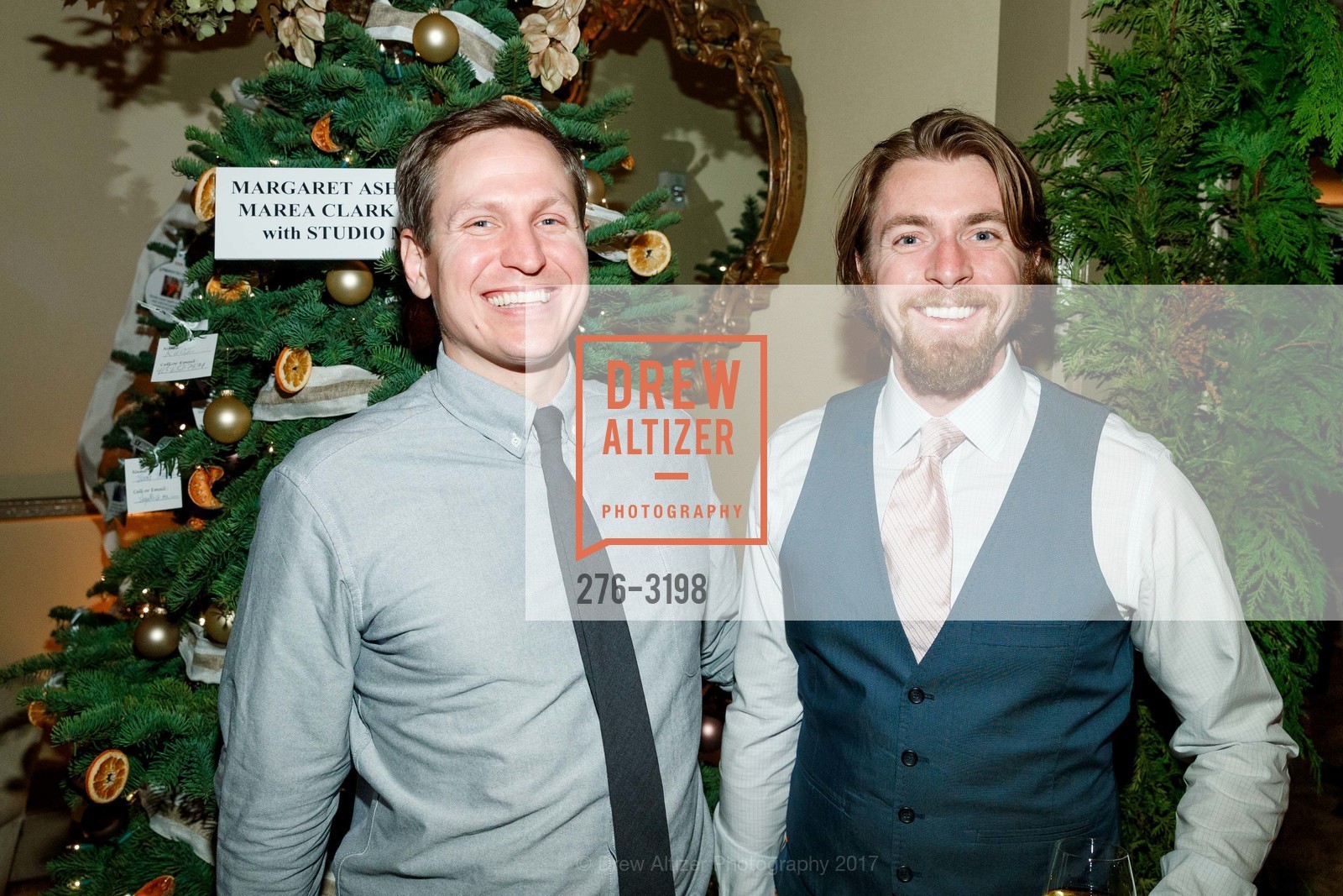 Matt Clark, Jonathan Ash, Jingle and Mingle 2017, General's Residence, Upper Fort Mason. 1 Fort Mason, November 30th, 2017, Photo #276-3198 Matt Clark, Jonathan Ash, Photo #276-3198