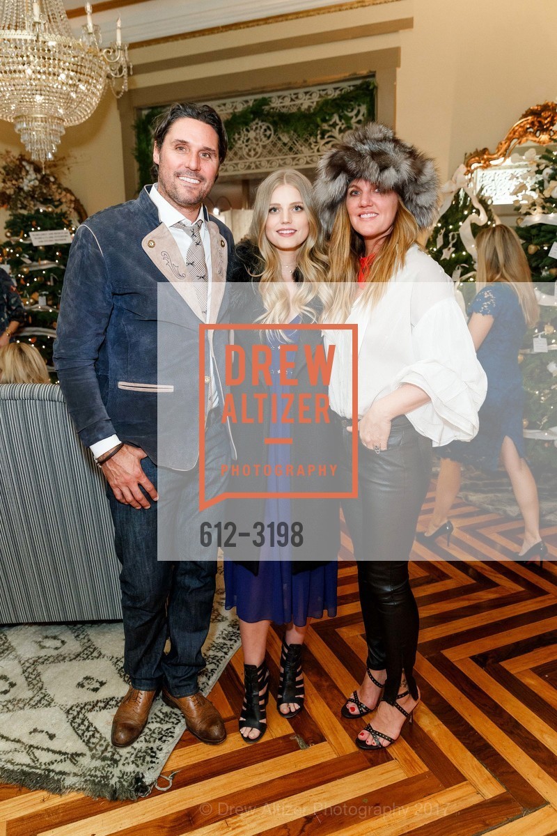 Will Wick, Sabine Kelly, Jen Wick, Jingle and Mingle 2017, General's Residence, Upper Fort Mason. 1 Fort Mason, November 30th, 2017, Photo #612-3198 Will Wick, Sabine Kelly, Jen Wick, Photo #612-3198