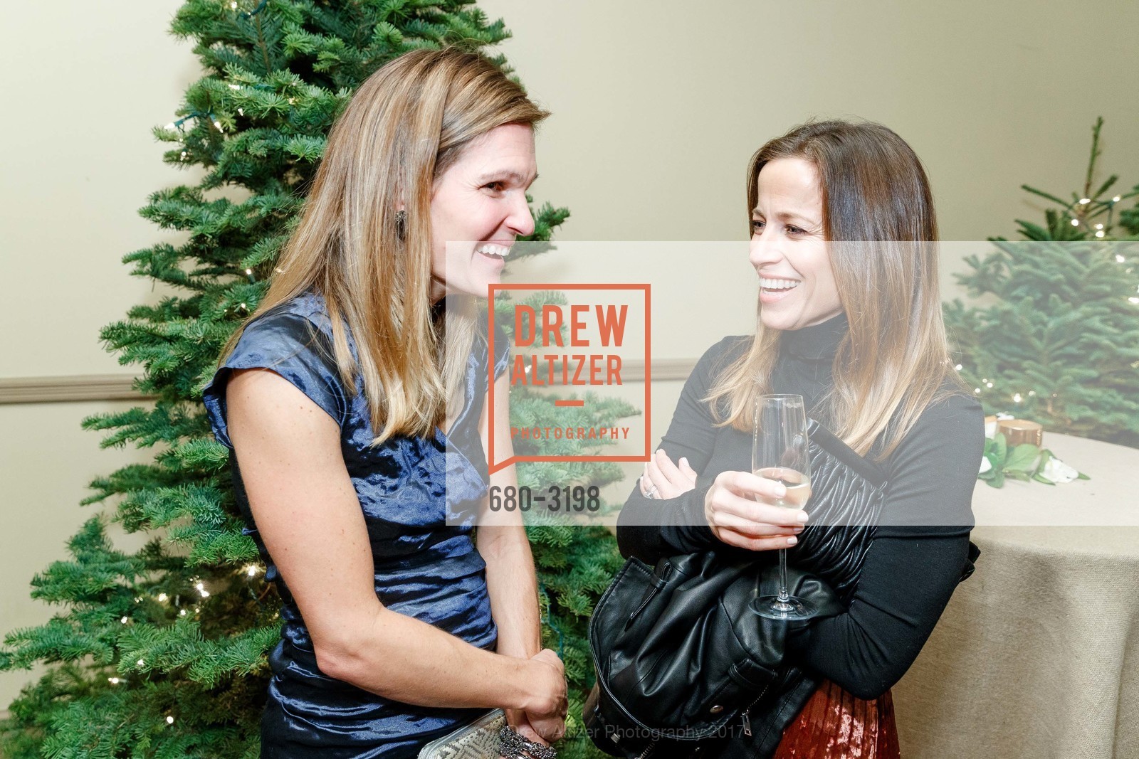 Kim Boswell, Jennifer Abernathy, Jingle and Mingle 2017, General's Residence, Upper Fort Mason. 1 Fort Mason, November 30th, 2017, Photo #680-3198 Kim Boswell, Jennifer Abernathy, Photo #680-3198