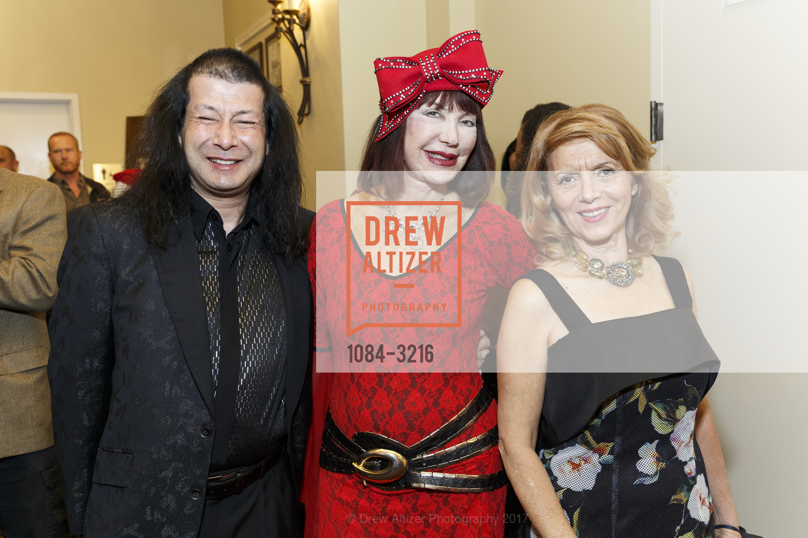 Dave Kong, Sheila Ash, Rosa Kadoch, Help Is On The Way For The Holidays, Marines' Memorial Theater. 609 Sutter Street, 2nd floor, December 4th, 2017, Photo #1084-3216 Dave Kong, Sheila Ash, Rosa Kadoch, Photo #1084-3216