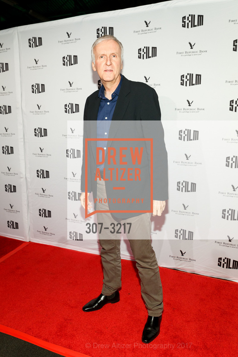 James Cameron, SFFILM Awards Night 2017, Palace of Fine Arts. 3301 Lyon Street, December 5th, 2017, Photo #307-3217 James Cameron, Photo #307-3217