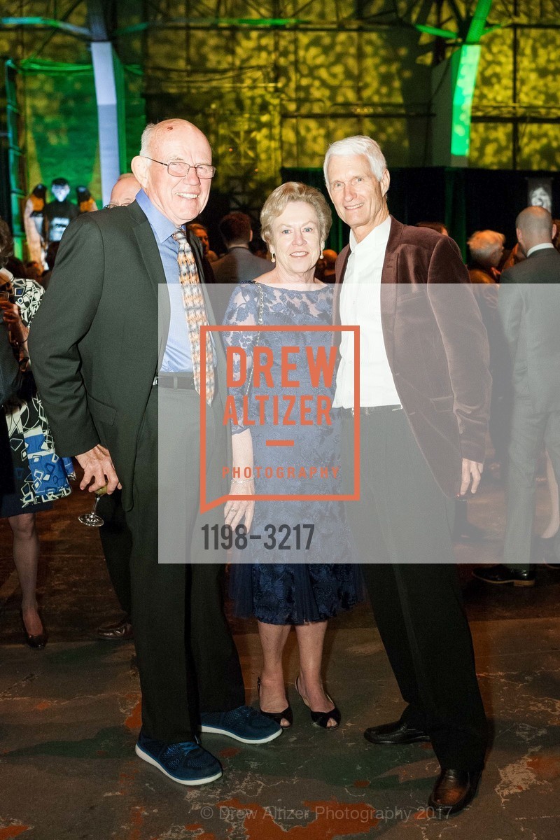 Pat Goss, Don Matthews, SFFILM Awards Night 2017, Palace of Fine Arts. 3301 Lyon Street, December 5th, 2017, Photo #1198-3217 Pat Goss, Don Matthews, Photo #1198-3217