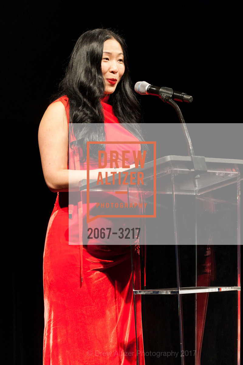 Sonya Yu, Photo #2067-3217