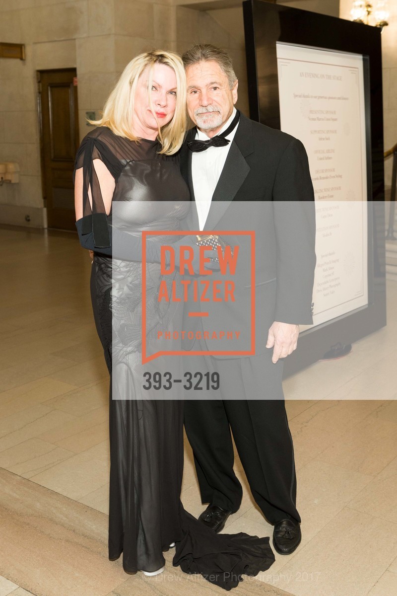 Connie Rossa, Steve Rossa, Dinner on the Opera House Stage 2017, War Memorial Opera House, December 4th, 2017, Photo #393-3219 Connie Rossa, Steve Rossa, Photo #393-3219