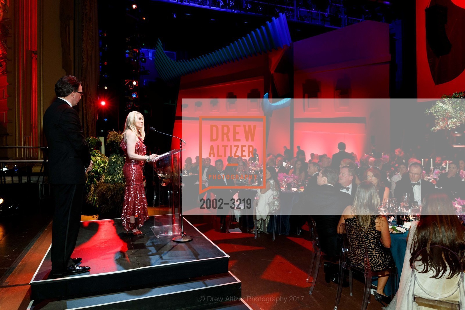 Atmosphere, Dinner on the Opera House Stage 2017, War Memorial Opera House, December 4th, 2017, Photo #2002-3219 Atmosphere, Photo #2002-3219